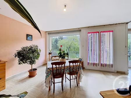 vente appartement 3 pièces 92.43 m² à le puy-en-velay (43000)  110 000 €
