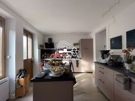 maison entièrement rénovée avec goût dun-le-palestel