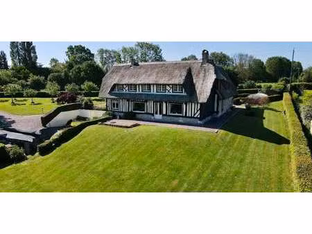 maison avec piscine et jardin beaumont-en-auge (14)