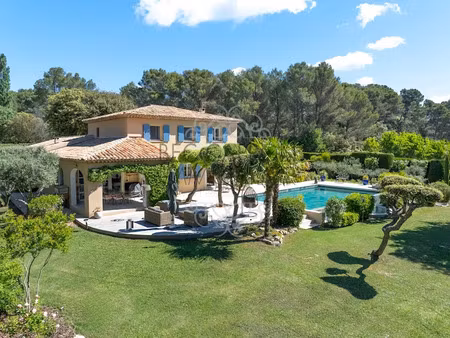 vente maison 7 pièces 220 m² à aix-en-provence (13090)  2 500 000 €