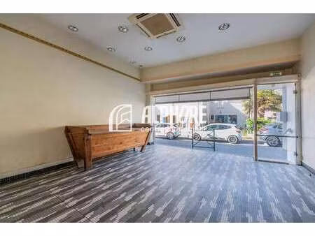 vente bureaux et commerces à haute-indre (44610) : à vendre / 89m² haute-indre