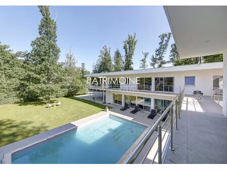maison feucherolles 12 pièce(s) 433 m2