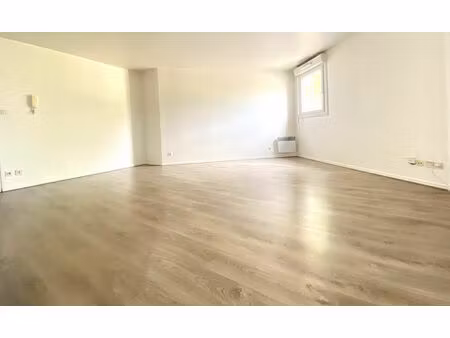 studio rdc voisins le bretonneux - 1 pièce - 36.12 m2