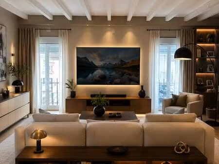 très bel appartement vendu loué