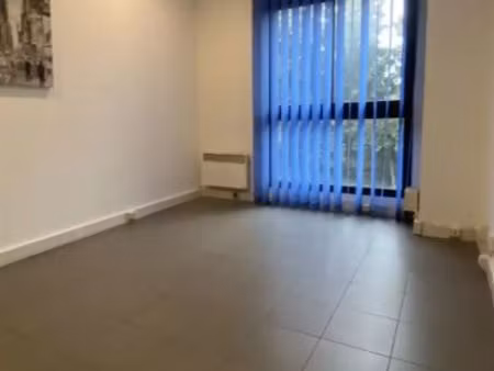 location bureau 17 m2 bonneveine/roy d'espagne