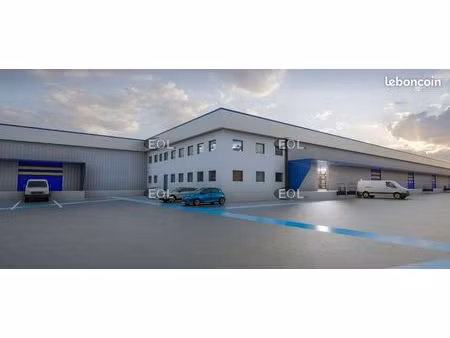 local logistique 2 493 m²