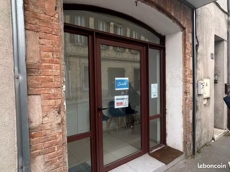 local 35 m2 - vitrine - marseille 11ème