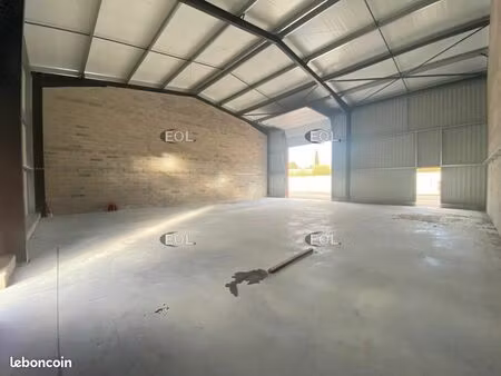 local d'activité 192 m²