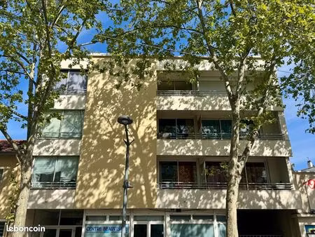 studio 1 pièce 22 m²