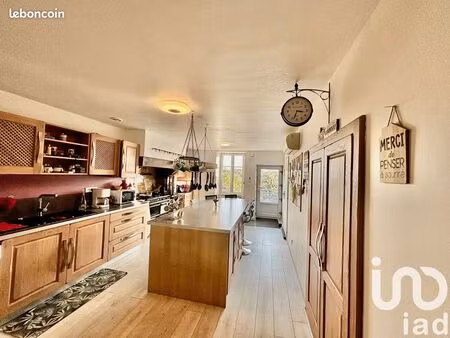 maison familiale 9 pièces 298 m²