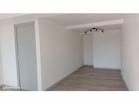 local commercial ou bureau