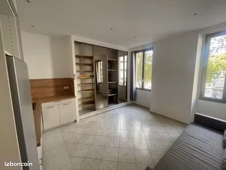 t4 meublé lumineux avec balcon & suite parentale – 2 min du tram – quartier république – c
