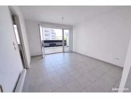 appartement 1 pièce 30 m²