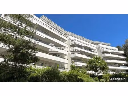 cannes bocca dans residence recente securisee avec piscine lumineux 2pieces terrasse pkg s
