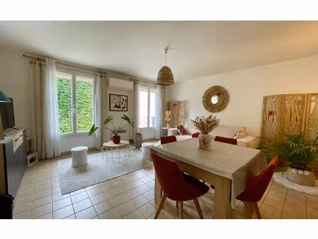 appartement aire-sur-l'adour 96 m² t-3 à vendre  120 000 €