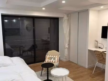 studio / 18m² / le chénay gagny (rer e)