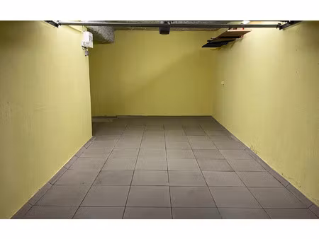 stationnement saint-raphaël 20 m² t- à vendre  33 000 €