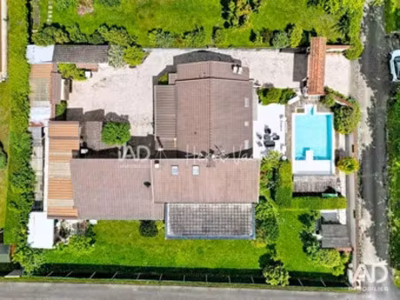 maison à buellas (01310)