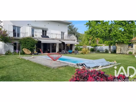 vente maison traditionnelle 8 pièces