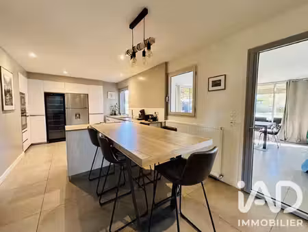 vente maison traditionnelle 8 pièces