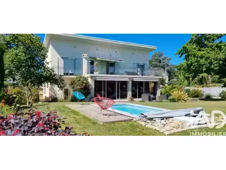 vente maison traditionnelle 8 pièces