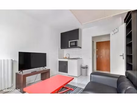 studio 1 pièce 17 m²
