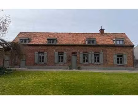 belle villa avec jardin