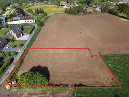 magnifique terrain plat et dégagé de 19a avec 36 m en facade