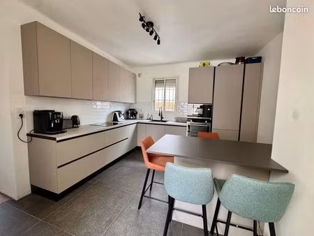 appartement 5 pièces - centre ville antibes