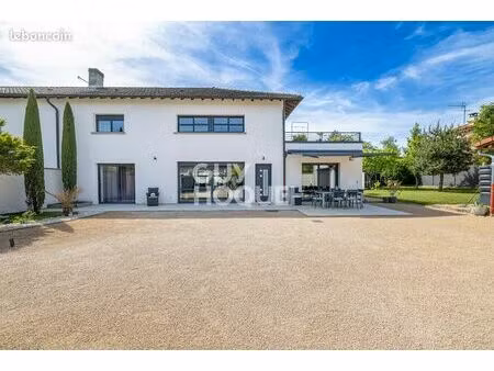ferme 5 pièces 150 m²