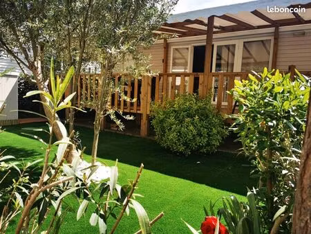 mobilhome dans camping bord de plage
