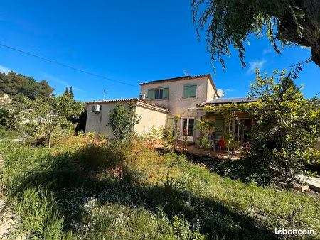 maison à arles semestres 140m2 - 6 pièces - grand jardin