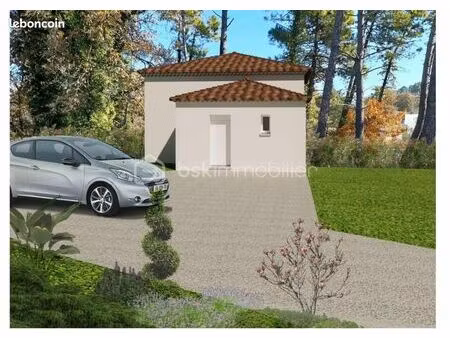 terrain 2 300 m² callian