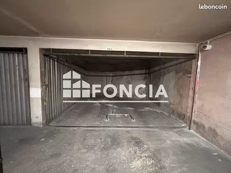 parking 10 m² toulon