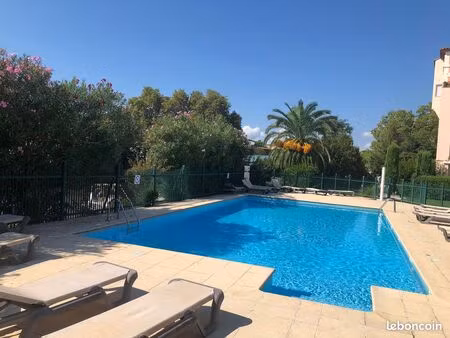 appartement de 68m2  libre de septembre à mi-juin 2027