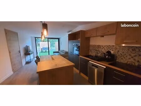 f2 indépendant dans maison avec jardin