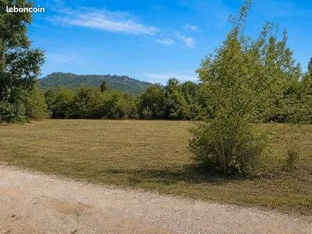 terrain 600 m² vidauban