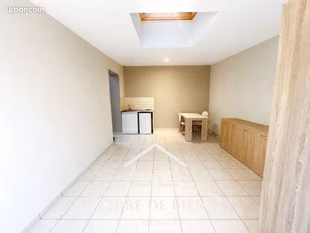 studio 1 pièce 24 m²