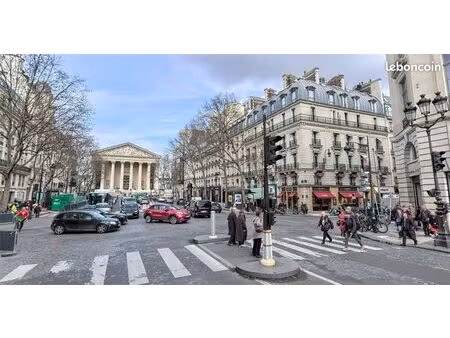 local commercial 128 m² paris