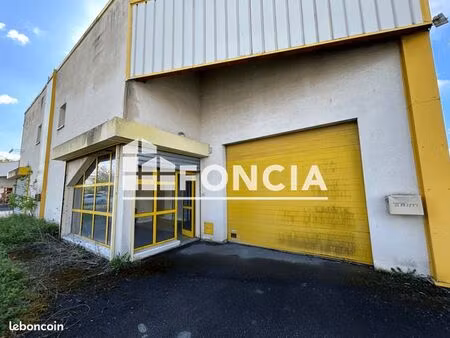 local commercial 260 m²
