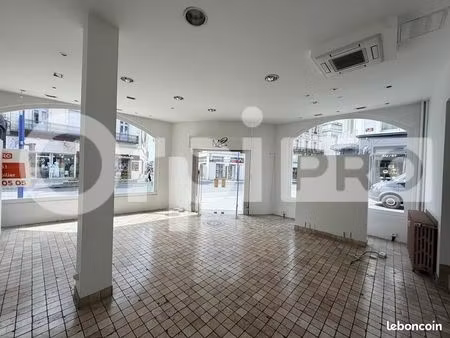 local commercial 85 m²