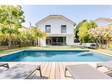 magnifique villa contemporaine