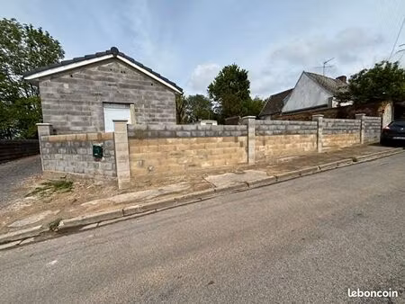 maison 1 pièce 64 m²