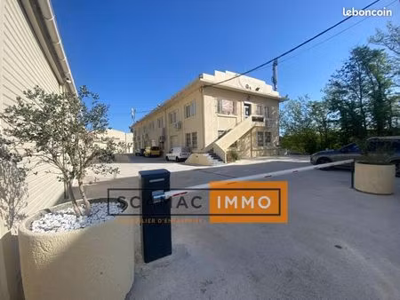 local industriel 135 m²
