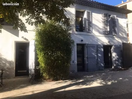 local professionnel