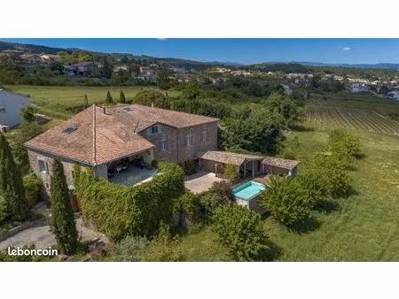 ferme 8 pièces 206 m²