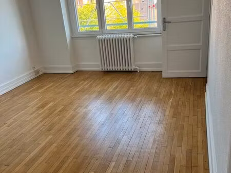 appartement 3 pièces 65m2 proche centre ville