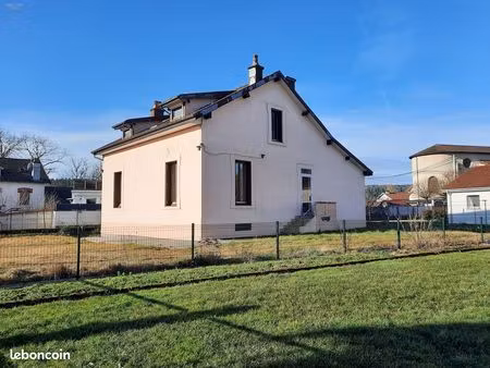 maison 7 pièces 135 m²