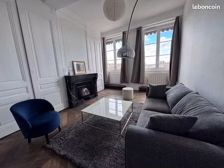 appartement 2 pièces 54 m²