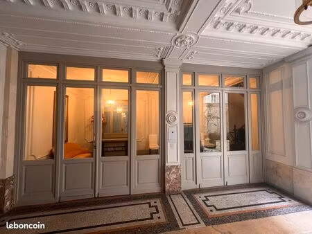 local professionnel pmr - paris 8